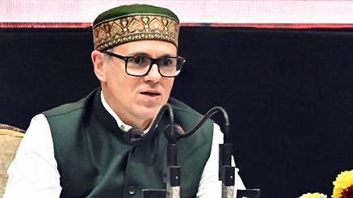 No plan to create new administrative units, priority to operationalise existing ones: CM Omar