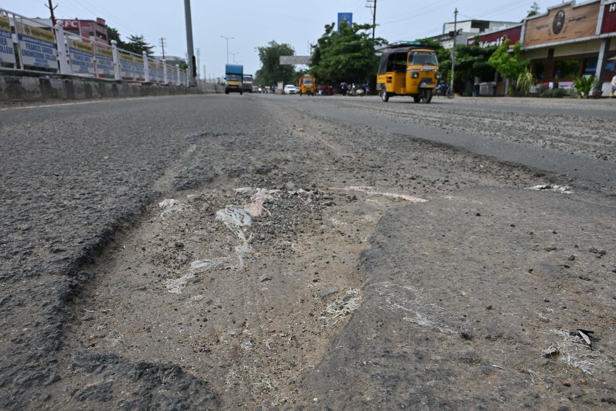 A portion of the South Bypass at Vannarpet flyover in Tirunelveli has been in a state of neglect. 