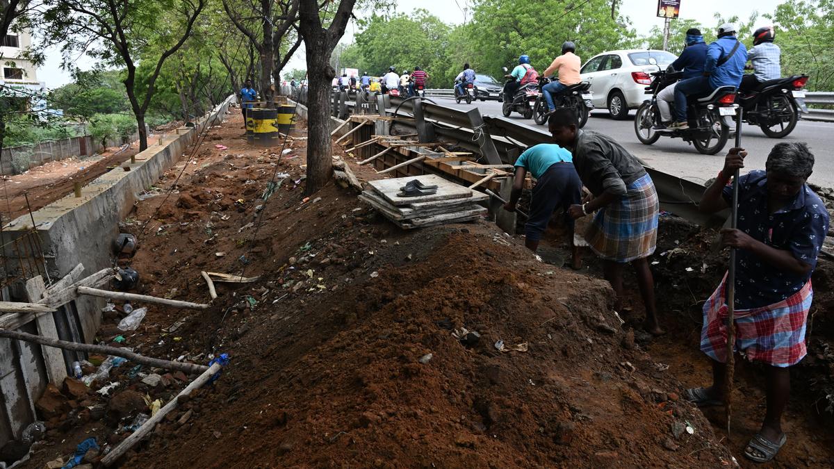 Park near Kalaignar Arivalayam in Tiruchi likely to be ready next month