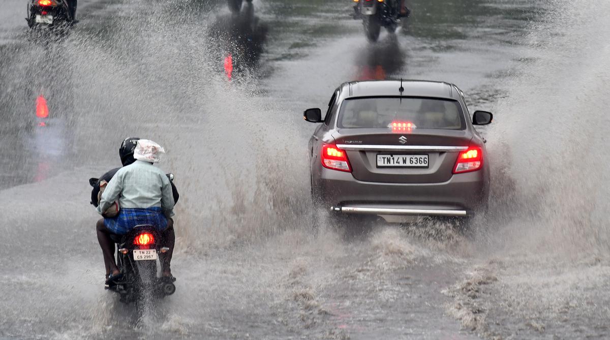 Lakes In Chennai’s Neighbouring Districts Fast Filling Up After Recent ...