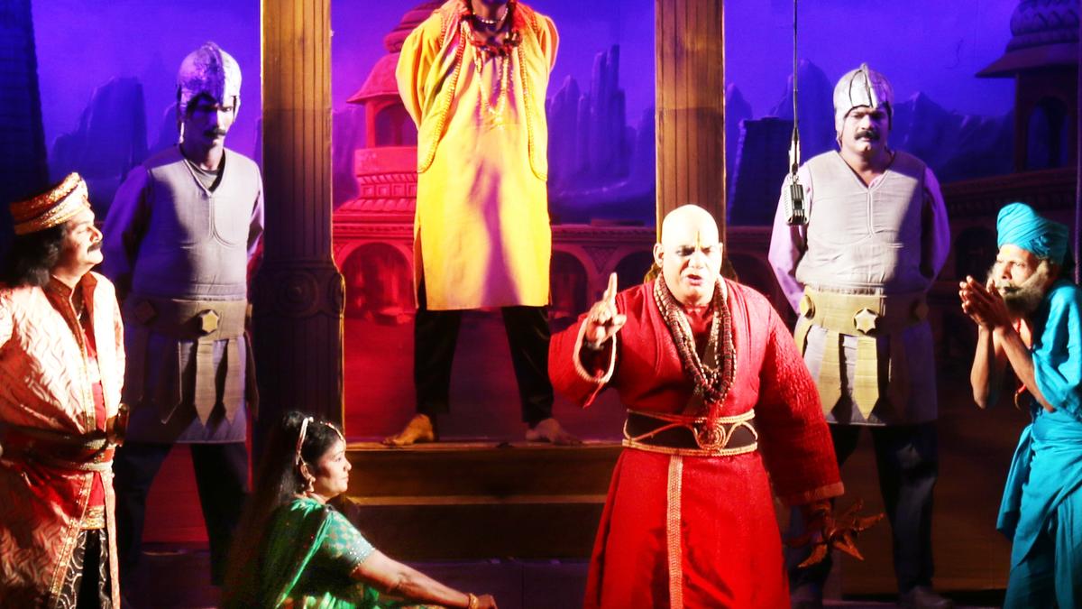 Actor is the life of theatre, says V.K. Sreeraman 