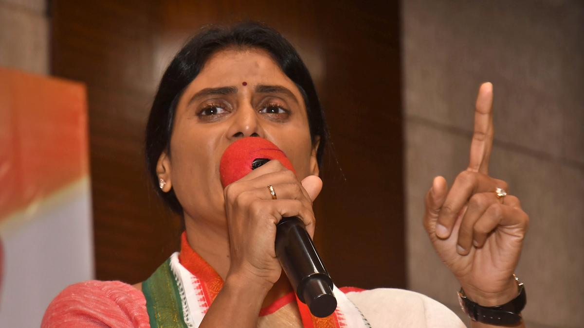 Jagan can’t claim to be YSR’s successor, without being farmer-friendly, says Sharmila