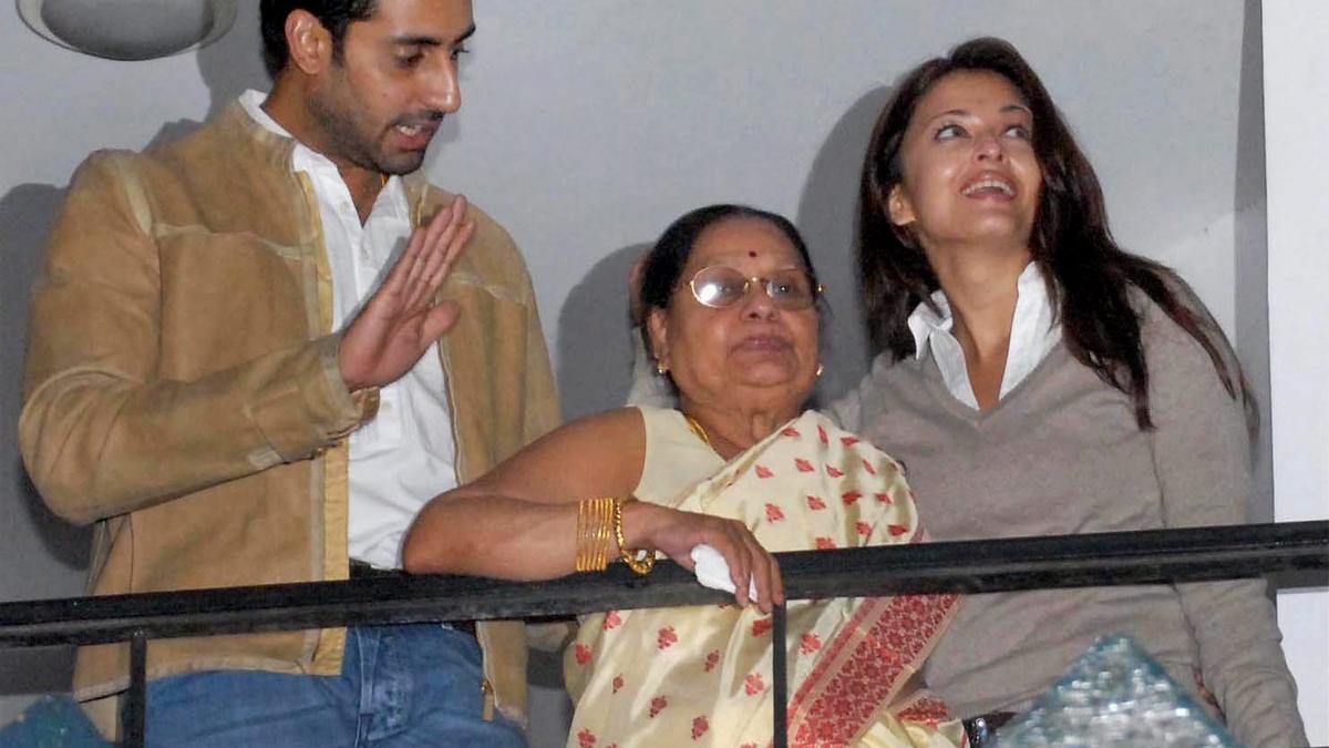 Jaya Bachchan's mother, Indira Bhaduri, suffered fracture, is stable: caretaker