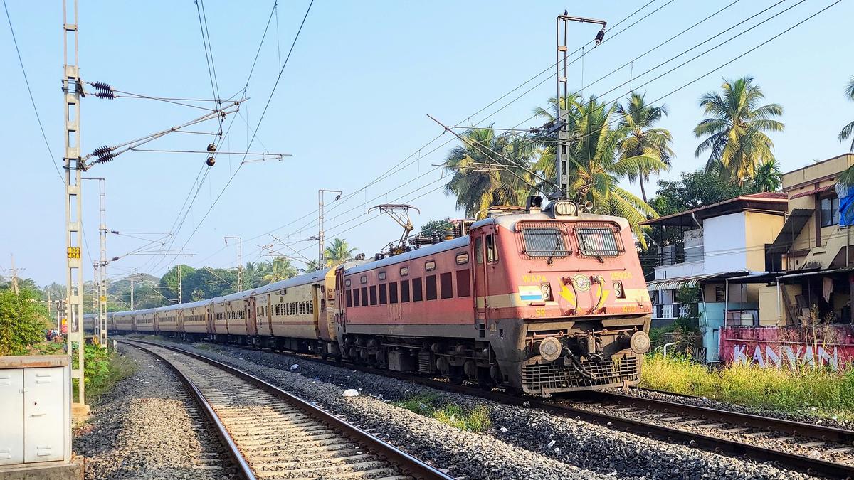 Karnataka gets ₹7,524 crore for railway projects