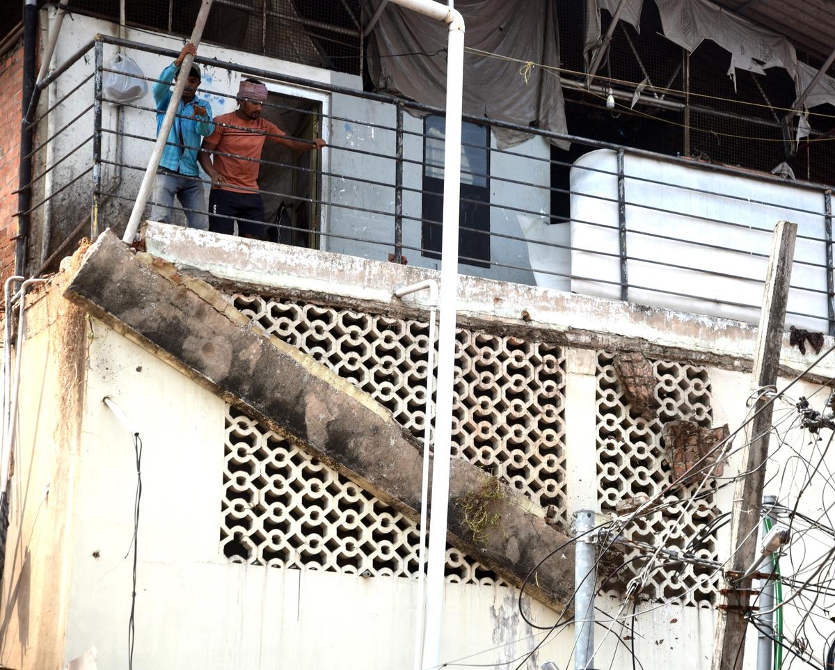 thehindu.com - The Hindu Bureau - Fitness of old private buildings remains unchecked in Kozhikode