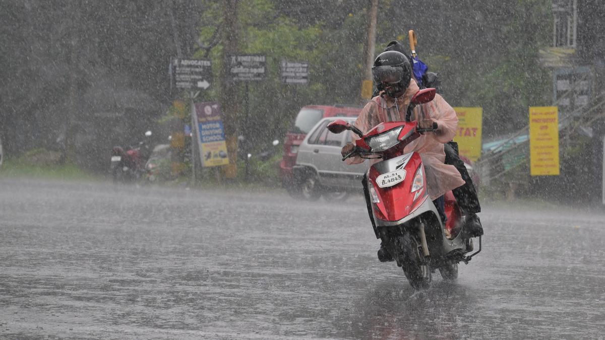 Red alert for two districts on Sunday  as monsoon shifts gears