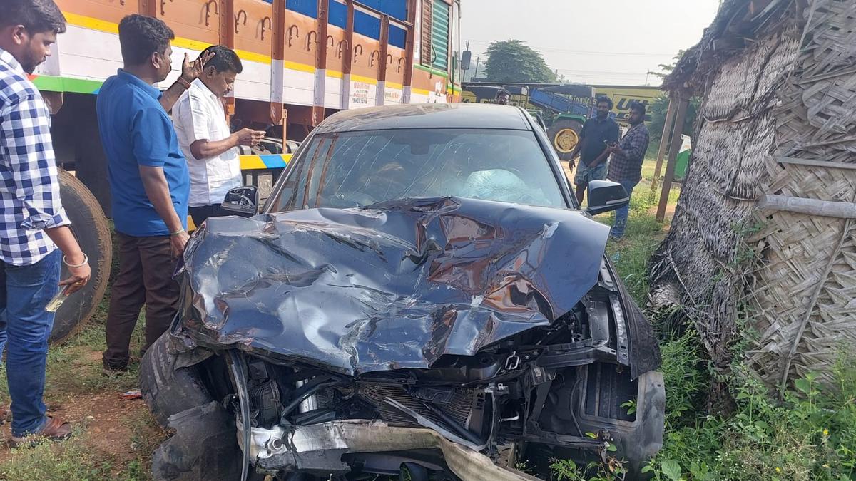 Coimbatore councillor, six-month-old daughter die after vehicle is rear-ended by rashly-driven car near Tiruppur