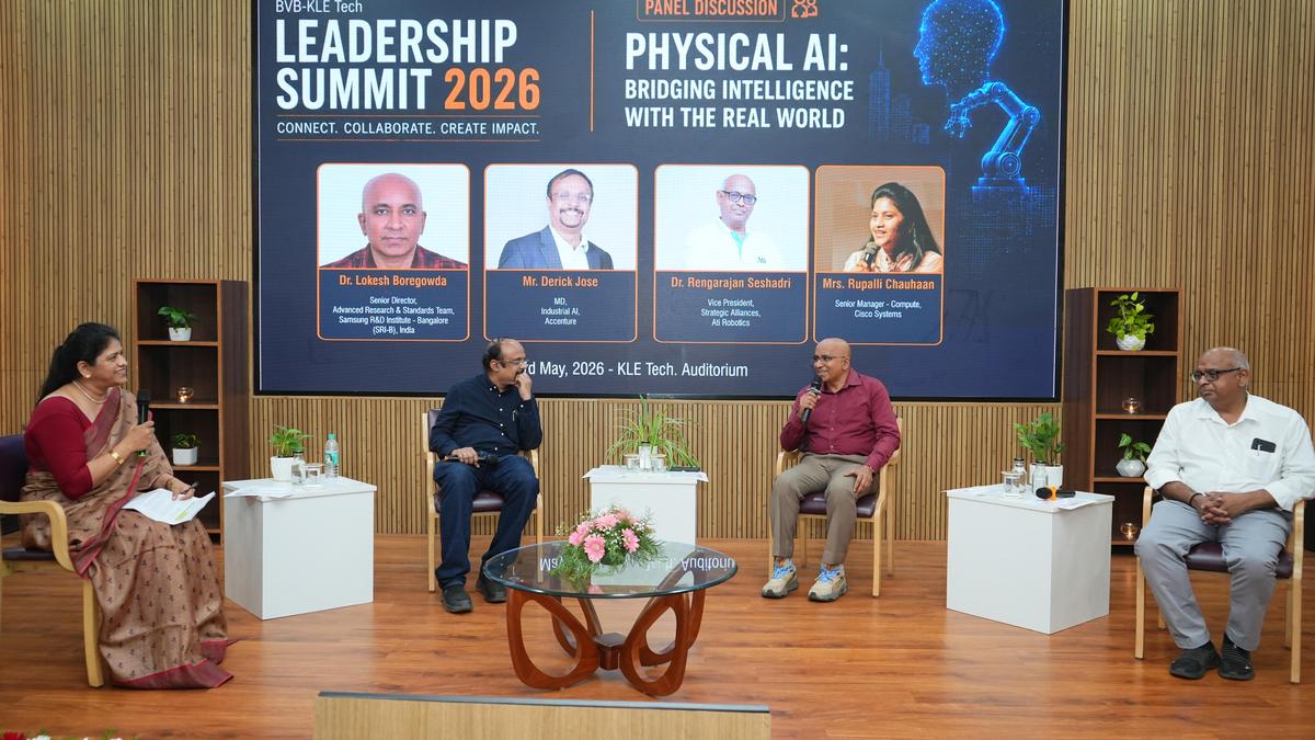 Speakers at leadership summit emphasise on sustained deliberation on role of AI in critical sectors