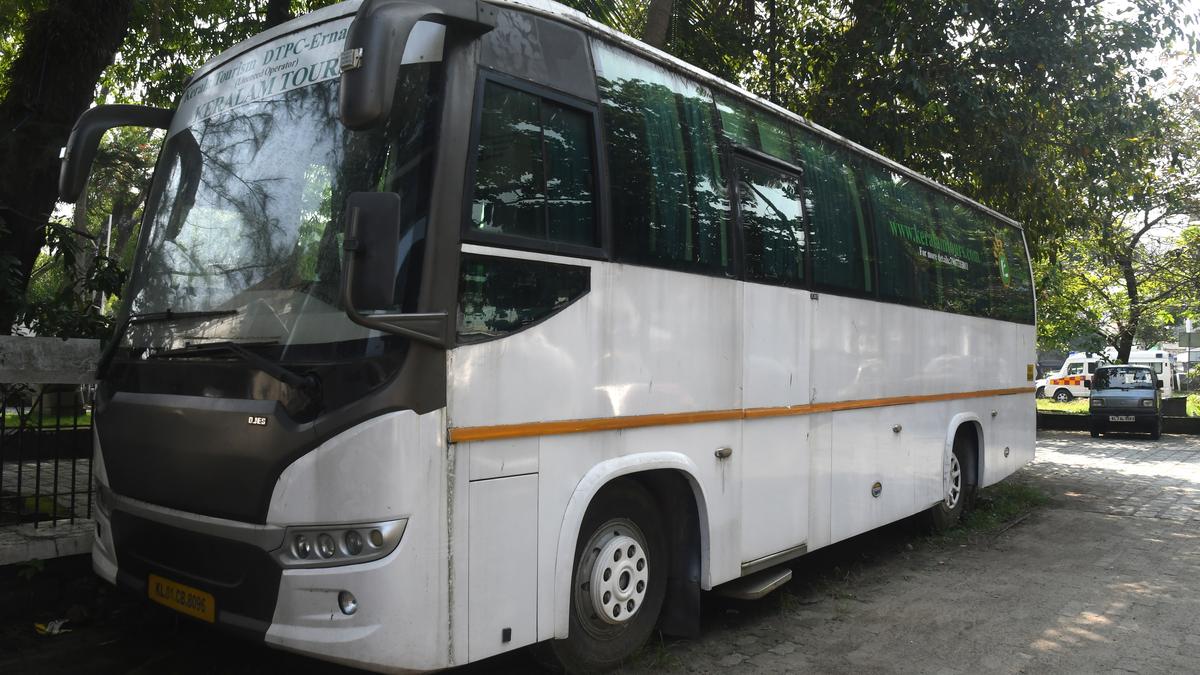 DTPC faces flak for not operating bus, tourist boats