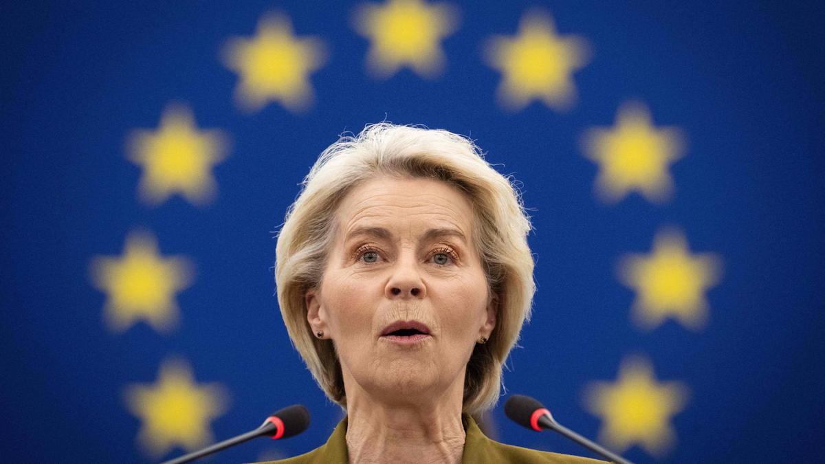 EU chief says Kremlin imposing 'digital Iron Curtain' on Russians