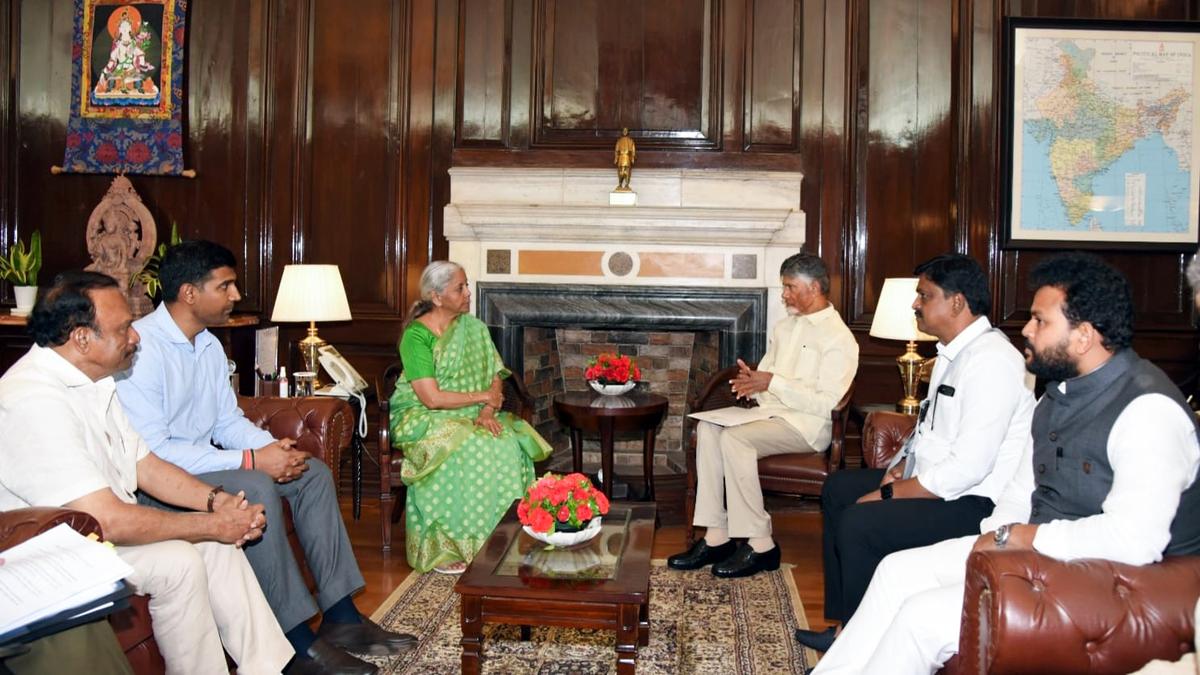 Andhra Pradesh Chief Minister Chandrababu Naidu urges Centre to provide ₹10,000 crore under SASCI, revenue deficit compensation