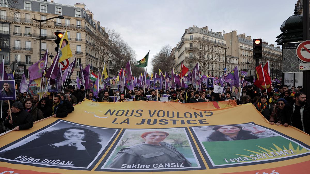 Kurds from around Europe demonstrate over killings in Paris