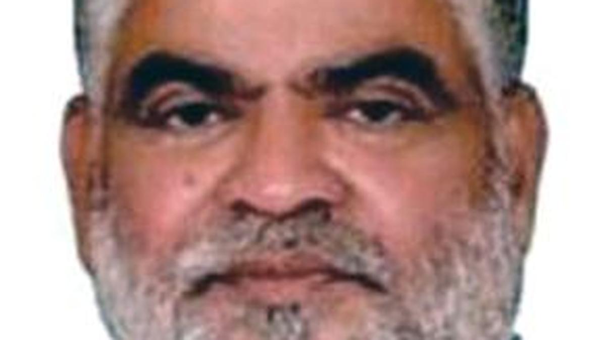 Telangana Speaker seeks more time from SC to complete hearing of MLAs disqualification petitions