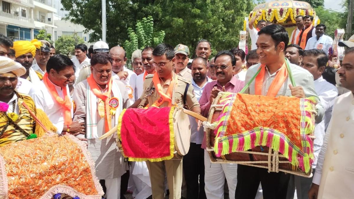 Maharshi Valmiki showed the right path to people for a better life, says Minister
