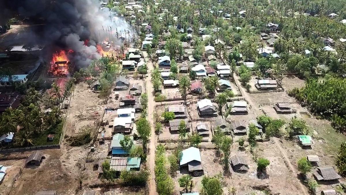 Myanmar ethnic armed groups seize beach resort town; launch attacks on junta