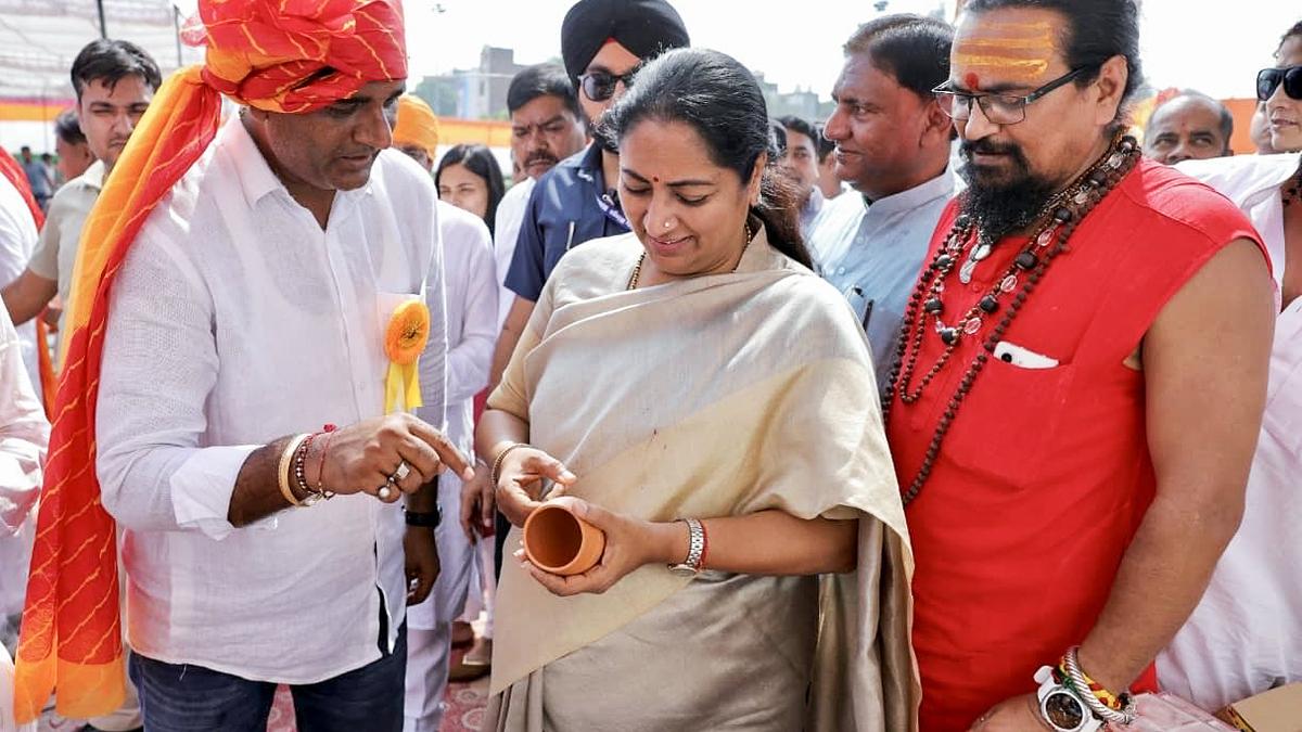 Govt. to boost local craftsmanship, empower artisans: CM