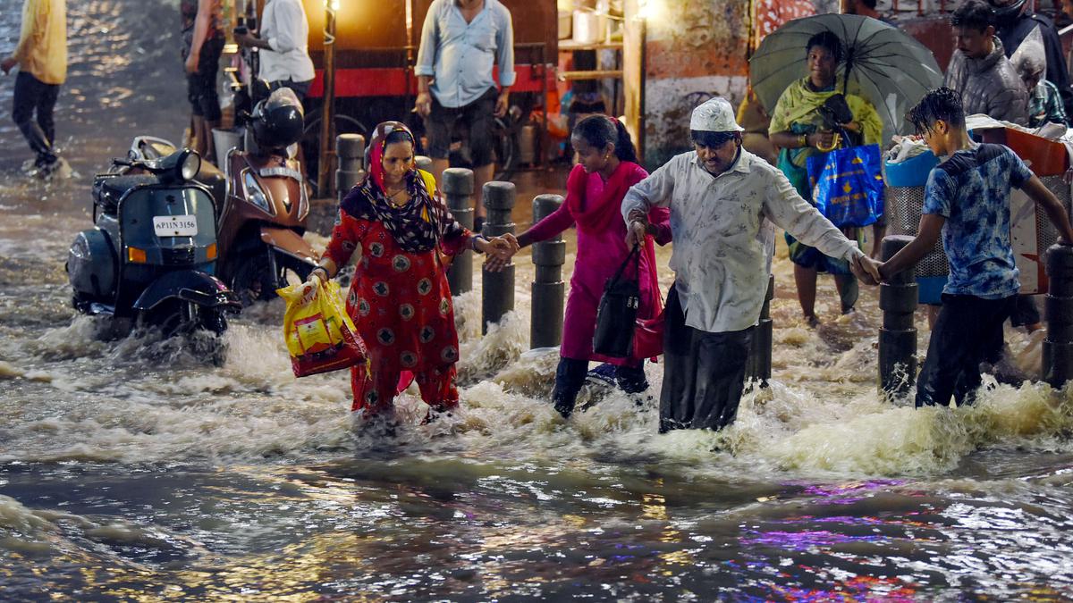 India monsoon July 25 updates | IMD forecasts heavy rain for Telangana in next few days