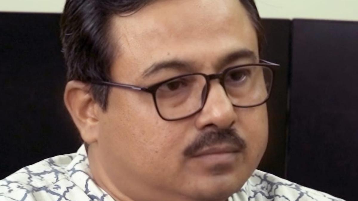 Economist and social activist Prasenjit Bose to join Congress