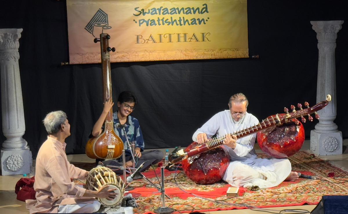 Rudra Veena concert by Ustad Bahauddin Dagar was held as part of the ‘Baithak ‘ music programme series of Swaraanand Pratishthan in BEM High School auditorium in Mangaluru on February 19 Rudra Veena concert by Ustad Bahauddin Dagar was held as part of the ‘Baithak ‘ music programme series of Swaraanand Pratishthan in BEM High School auditorium in Mangaluru on February 19