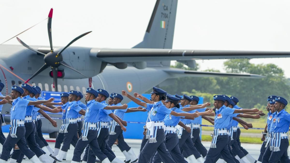 IAF Day celebration in Chennai: Two jawans faint during event