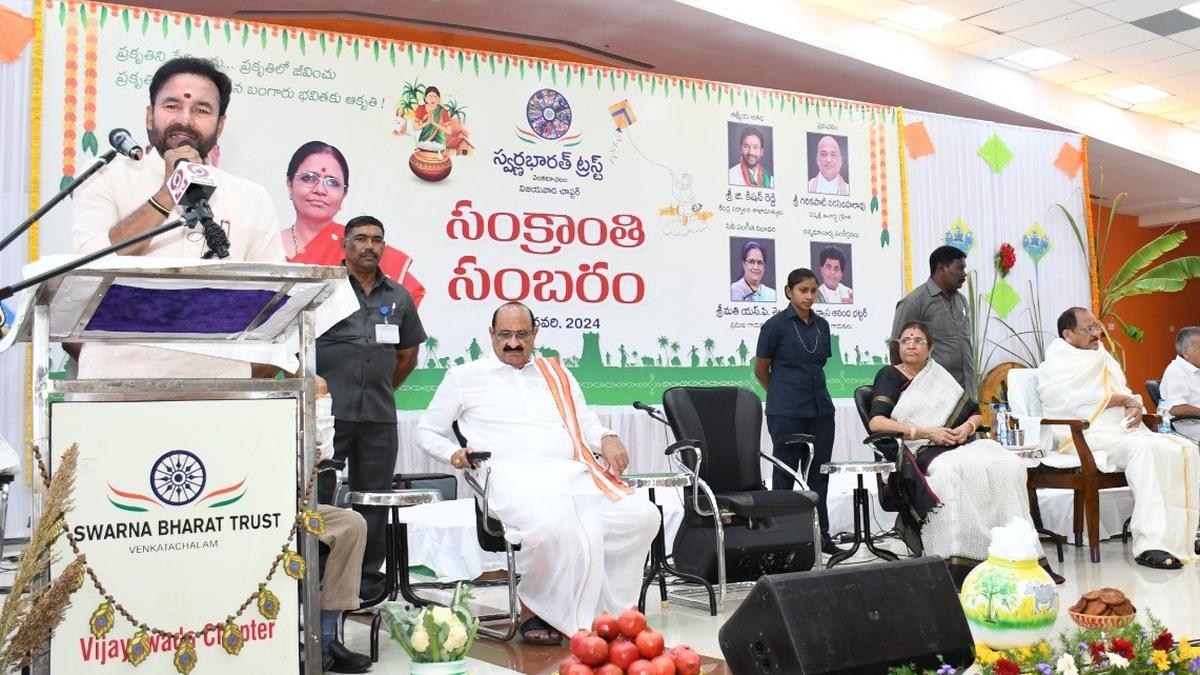 Union Minister praises the tradition of celebrating Sankranti with family in Telugu States