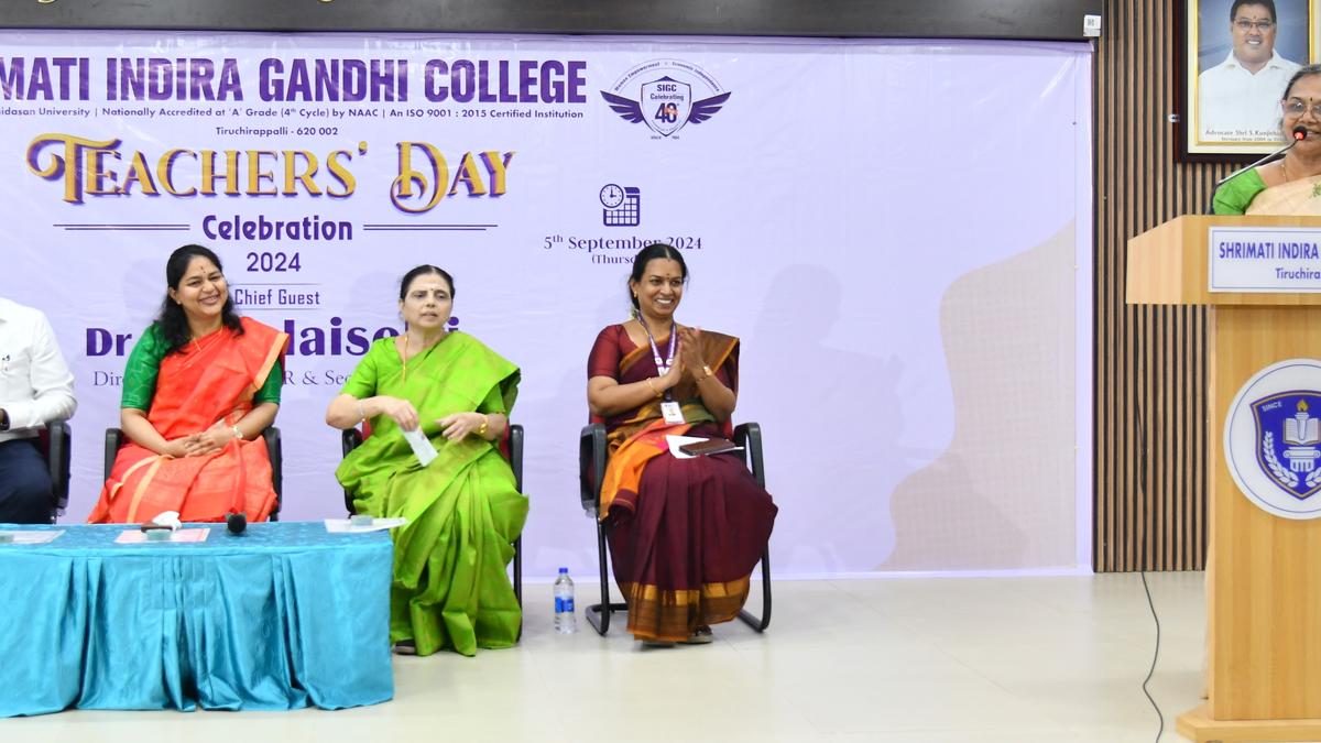 ‘Students should lead the nation’s technology revolution’