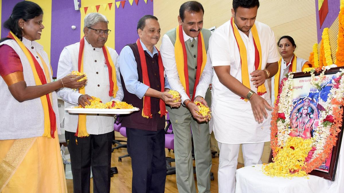 Kannada must get priority in Karnataka, says Mysuru MP