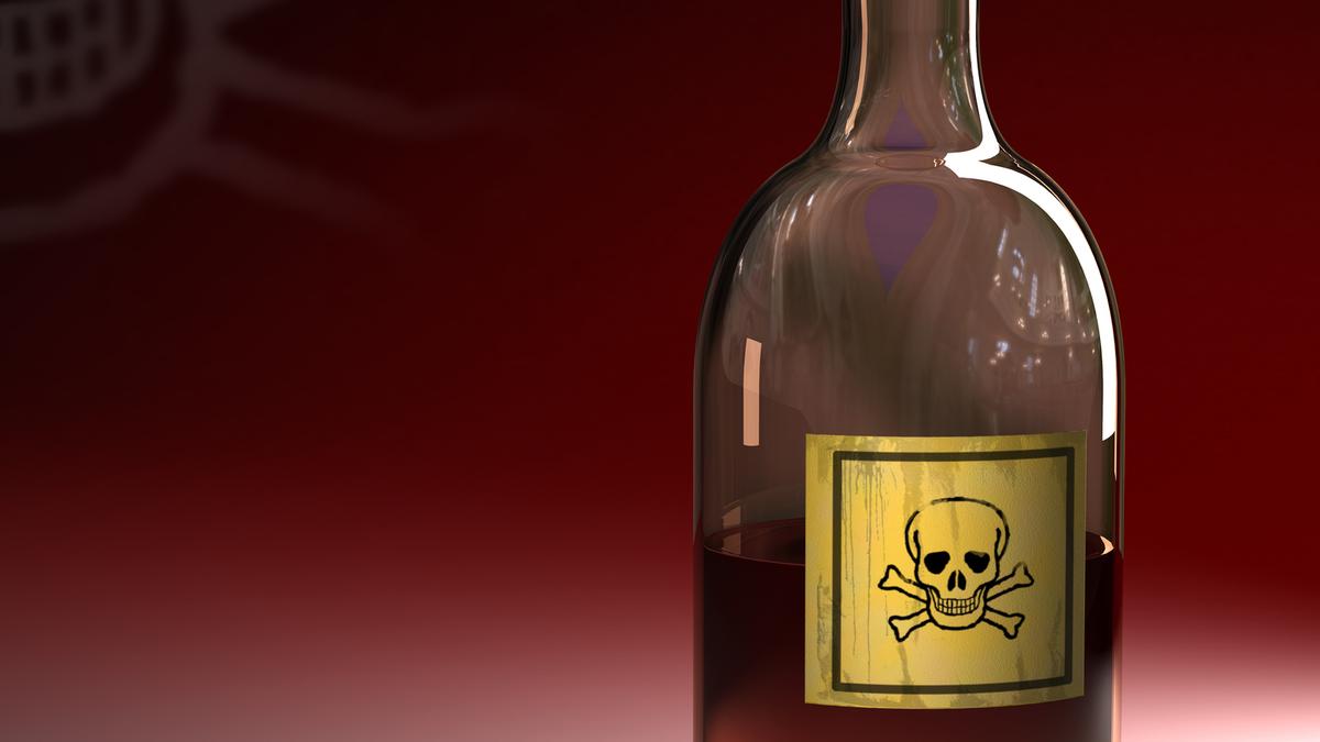 Goa man throws acid on teenage boy to avenge his daughter's suicide; arrested
