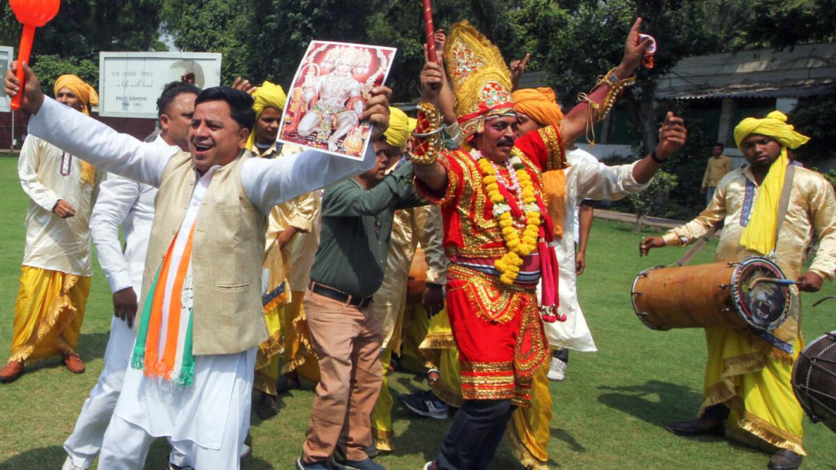 Watch | How the Congress celebrated | Karnataka election results