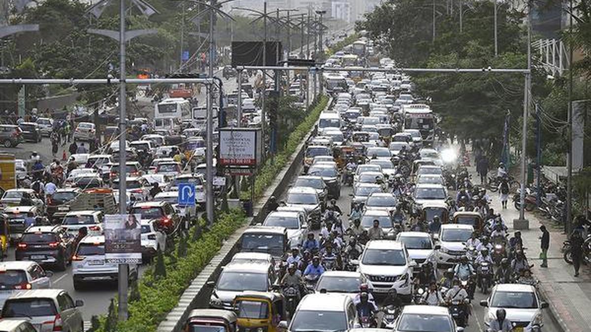 Has Hyderabad’s average travel speed gone up from 20.1 kmph in 2024 to 23.4 kmph in 2025?