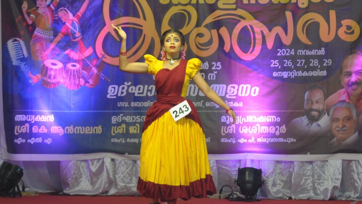 Kilimanoor maintains lead at District School Arts Festival