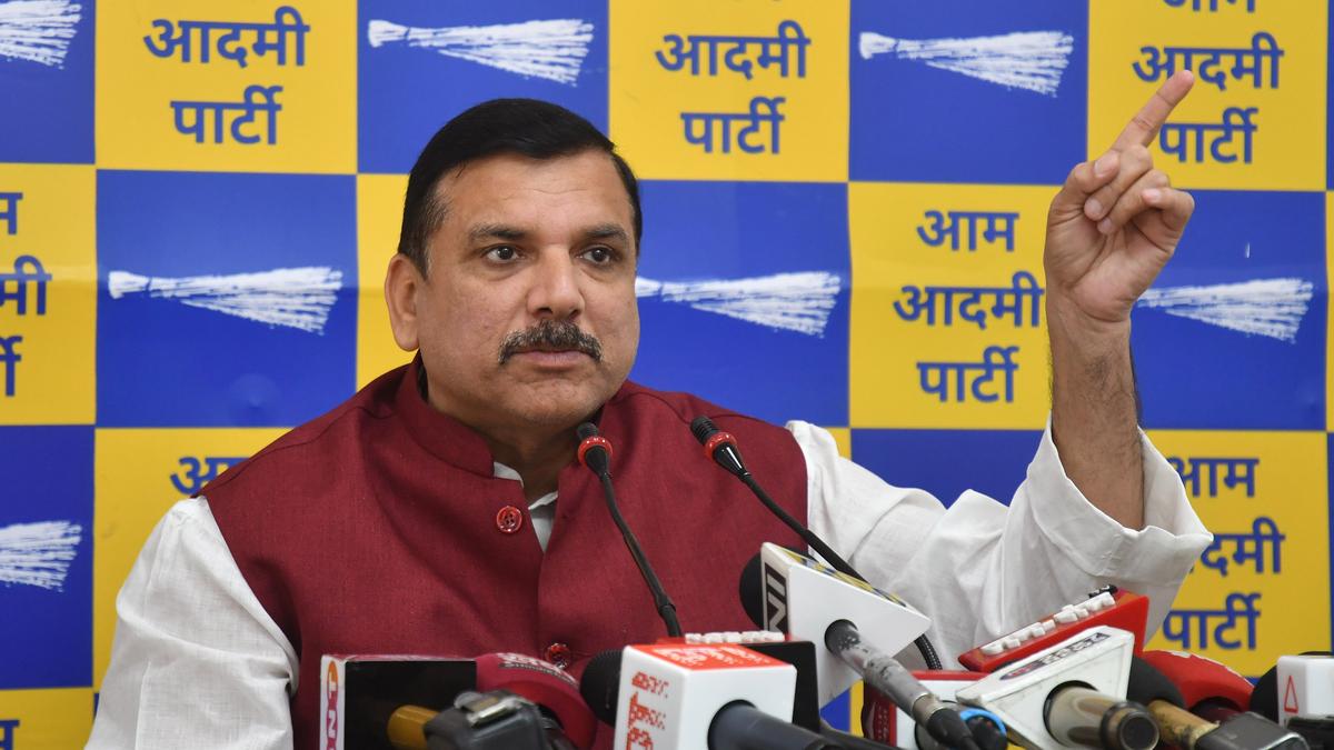 AAP unveils U.P. urban local body poll plan; promises to waive water tax, halve house tax