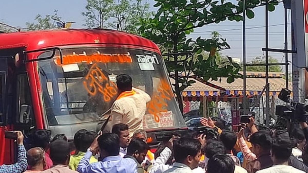 MSRTC bus defaced at Ilkal in Bagalkot