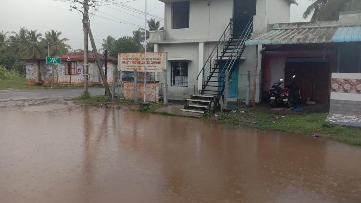 Rain, floods in low-lying areas disrupt life across Karaikal district