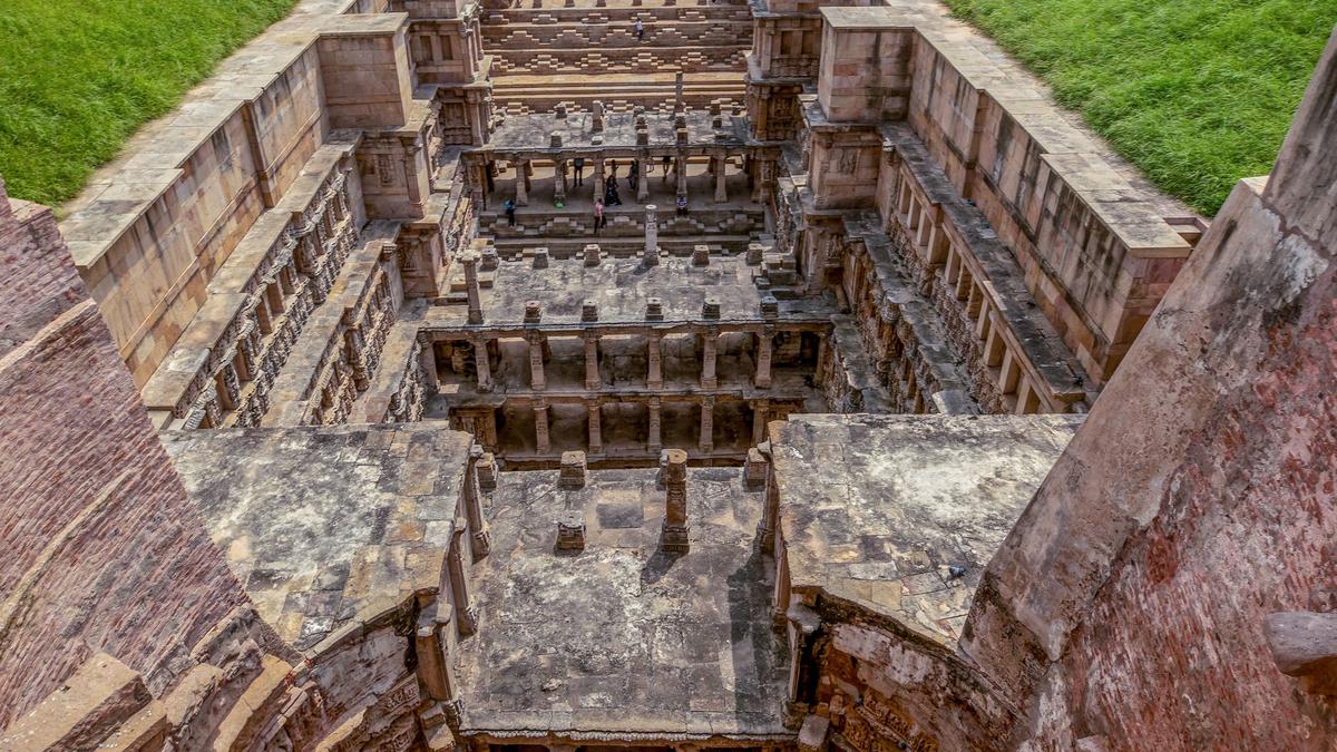 Stepwells as water conservation devices