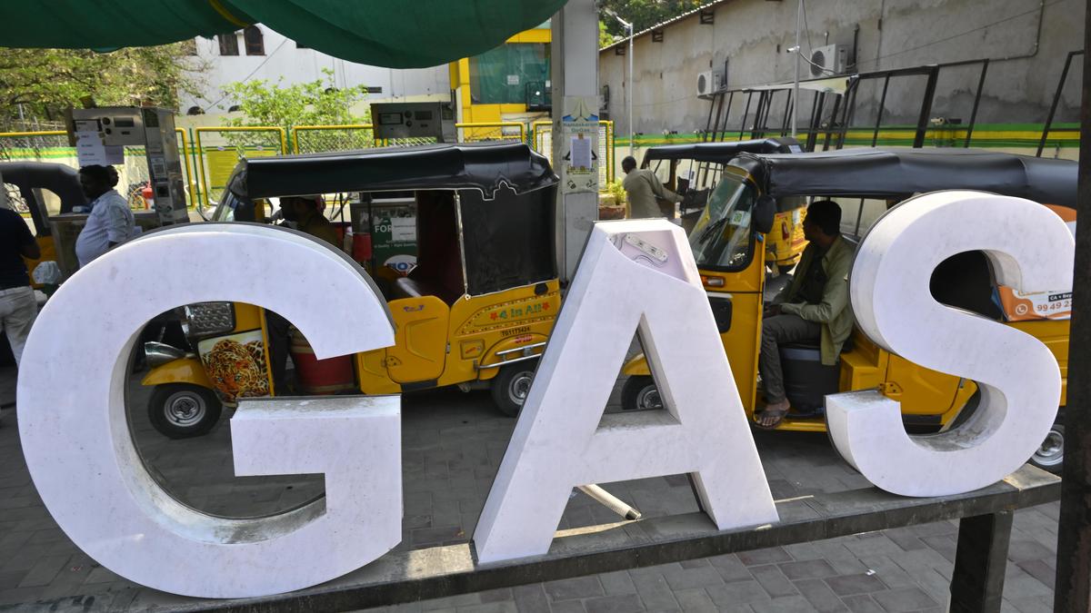 No shortage of petrol, diesel or LPG: Telangana Govt