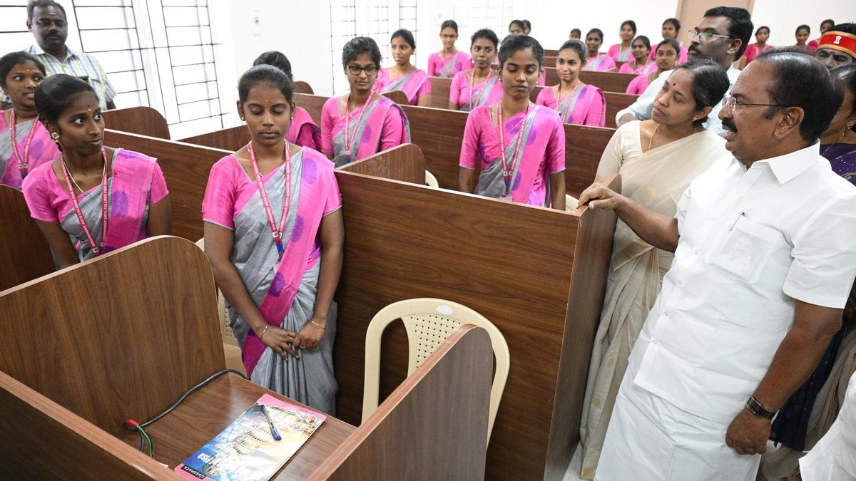 CM inaugurates completed&nbsp;projects worth ₹7.32 crore in Salem