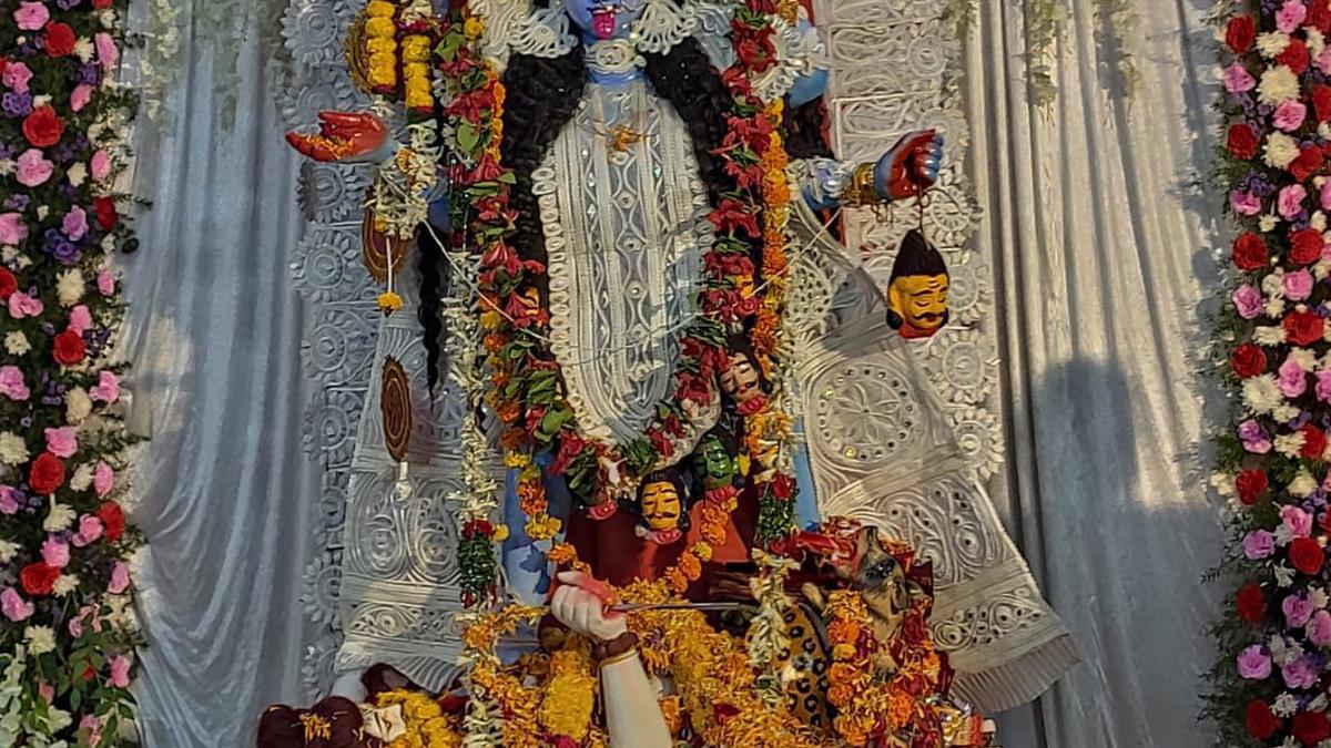 Kali puja brings a slice of Bengal to Hyderabad