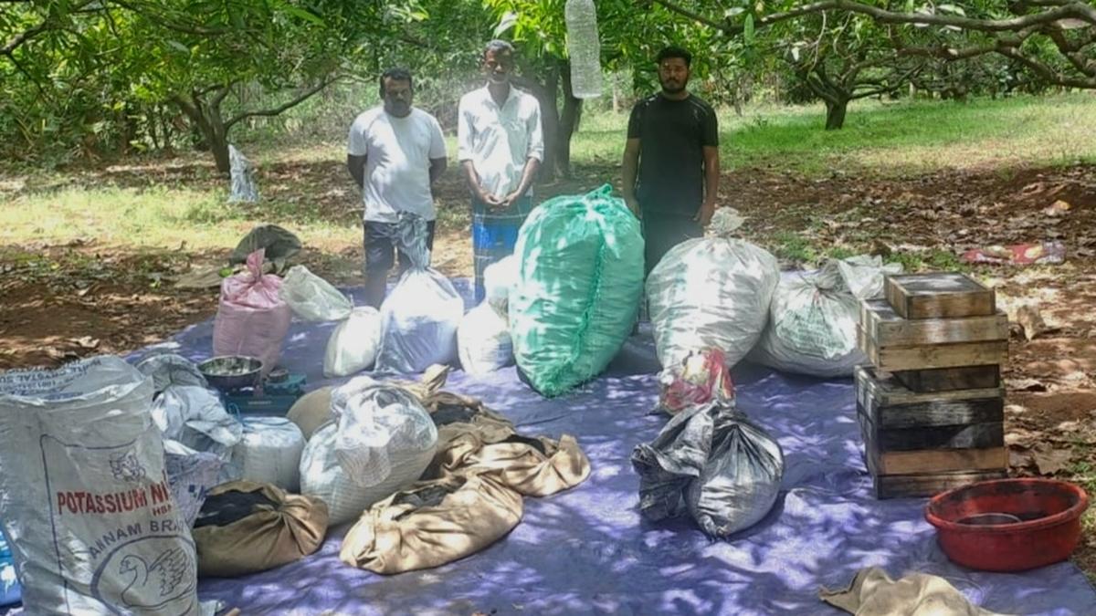 Five held for making illegal crackers at a  farm near Watrap
