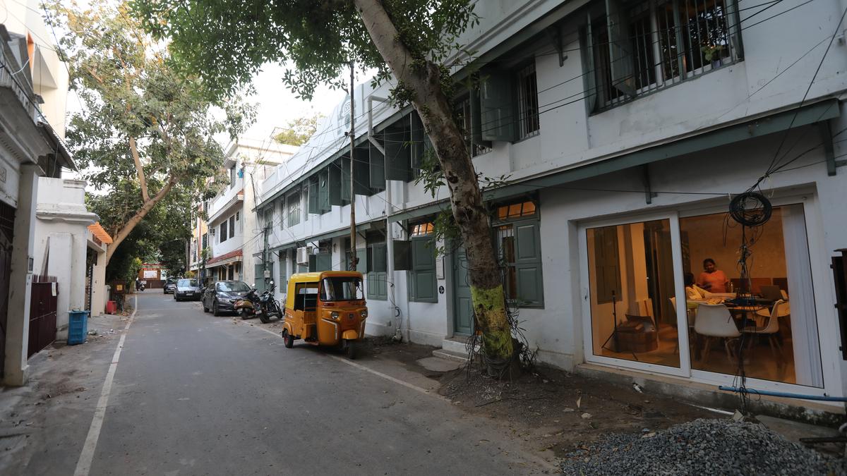 Feeling the pulse of a street and a neighbourhood