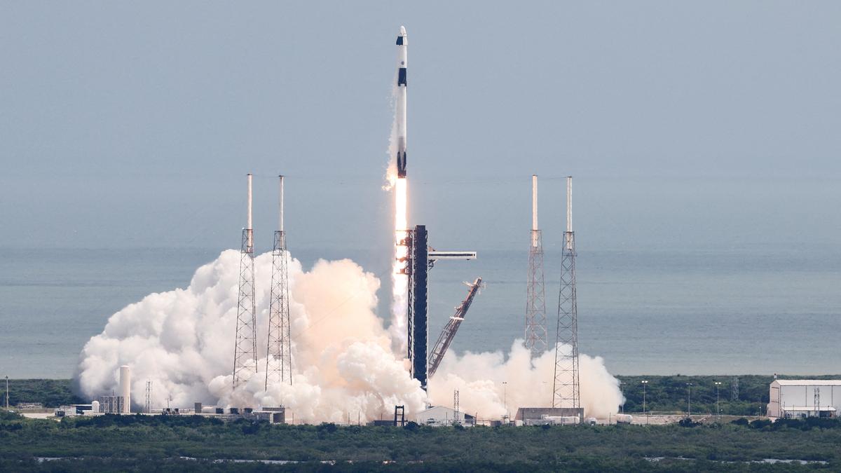 SpaceX launches mission to return stranded NASA astronauts