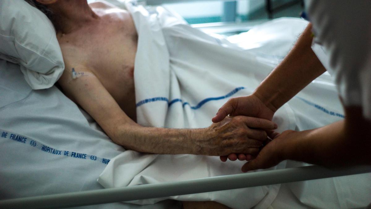 Chronic pain must be part of suicide risk assessment, experts say