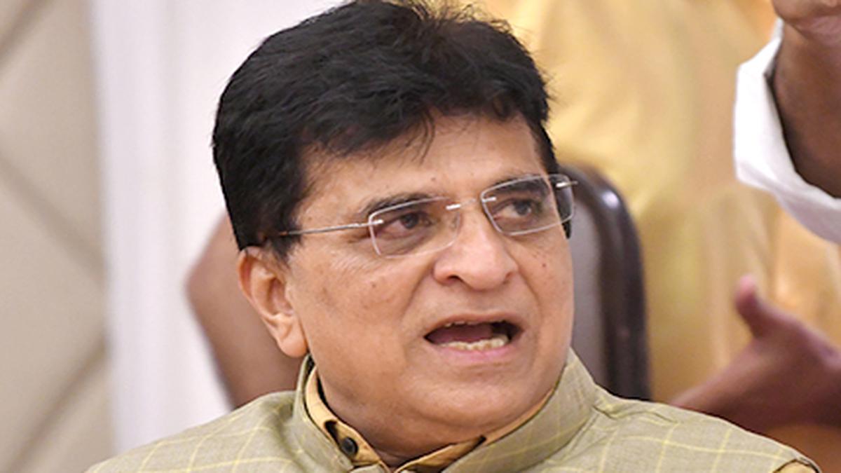 Bombay HC grants anticipatory bail to BJP leader Kirit Somaiya, his son in cheating case