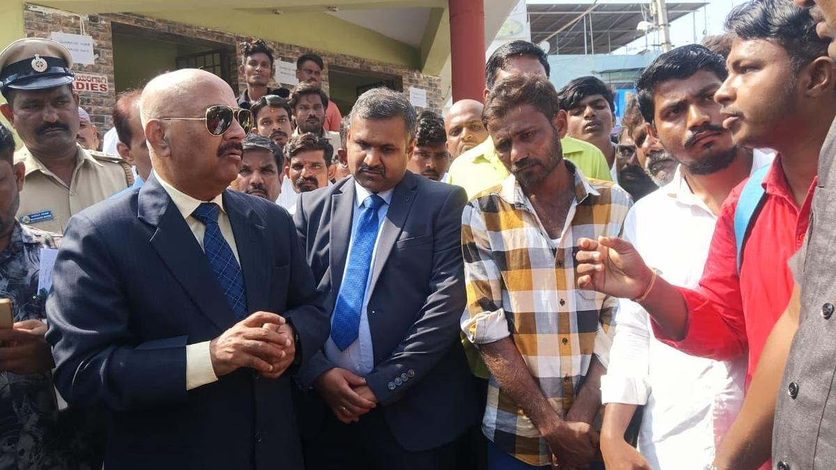 Uplokayukta directs officers to implement public schemes effectively