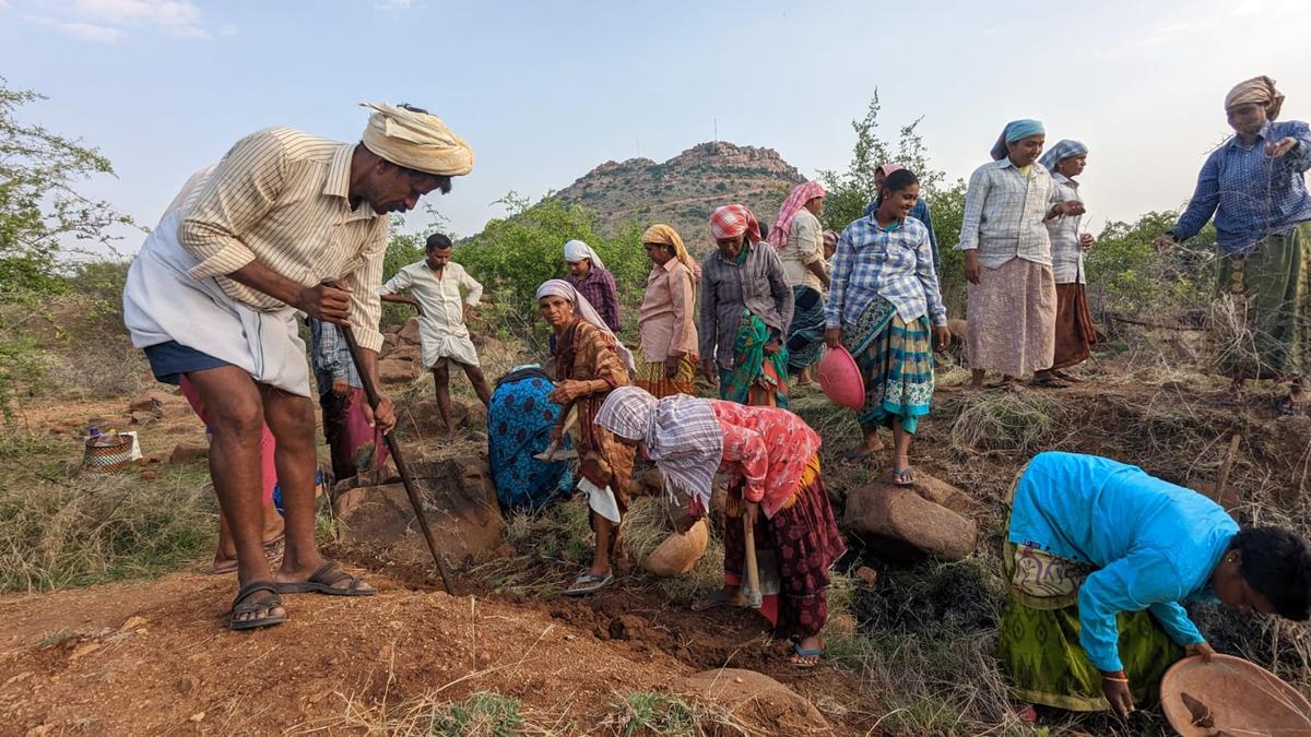 Withdrawal of fare reimbursement, summer allowance makes life tougher for MGNREGS workers