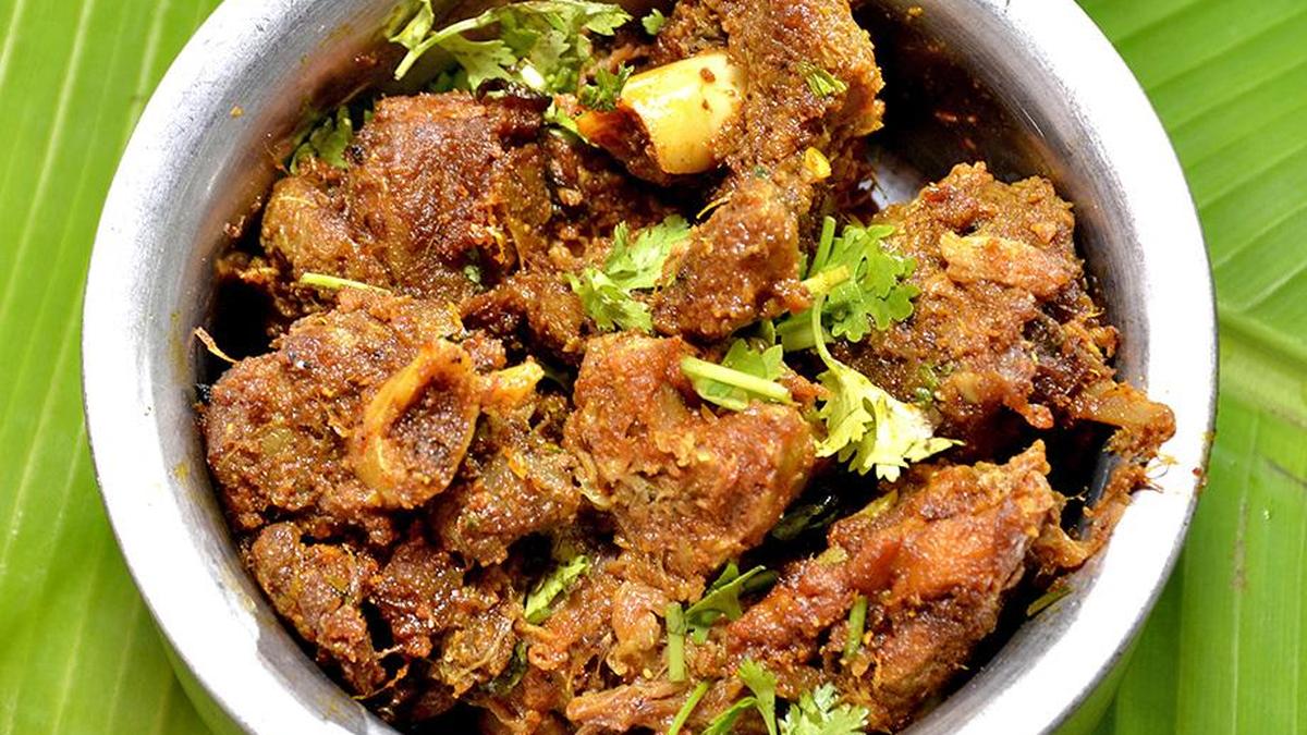 Eating smoked meat may cause esophageal cancer, say doctors