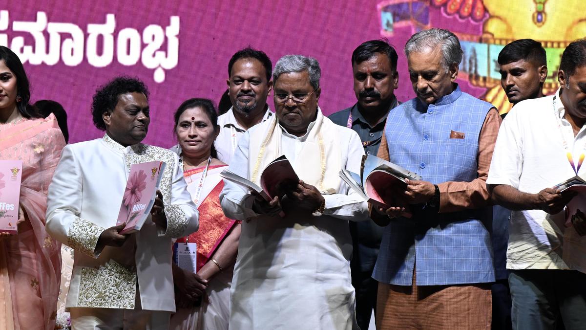 Prakash Raj pushes for Palestinian films at BIFFes, Siddaramaiah stops short of commitment