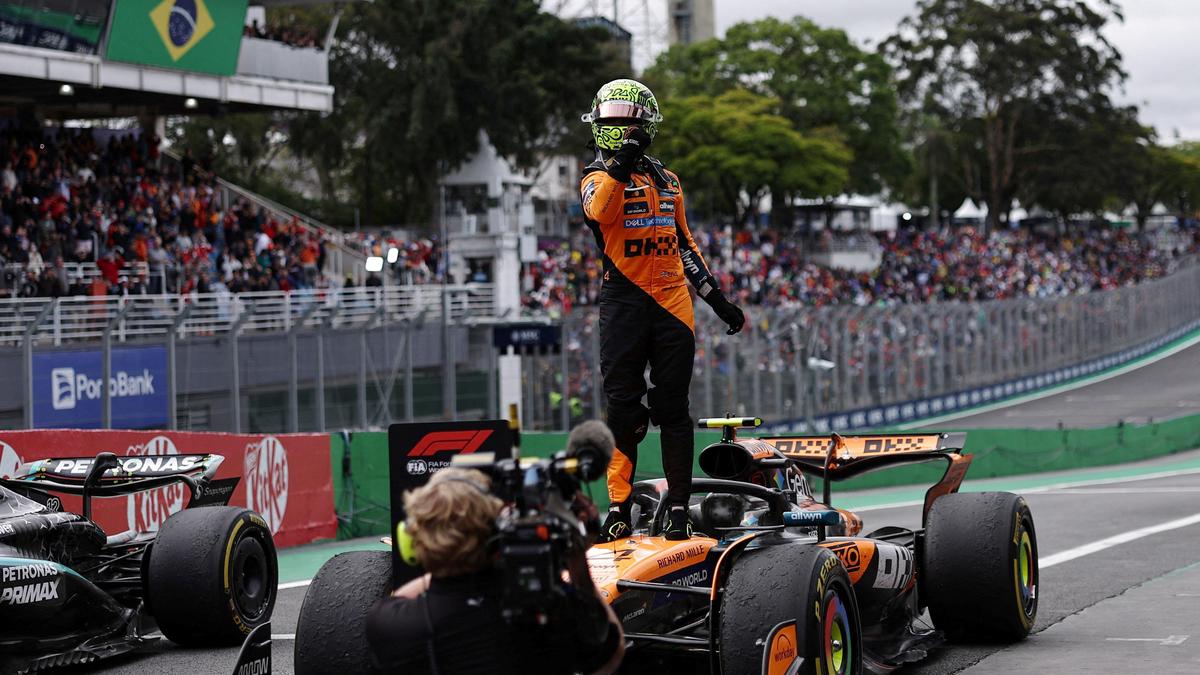 Lando Norris, Sao Paulo’da üst üste 2. galibiyetiyle F1 Şampiyonası liderliğini sürdürdü
