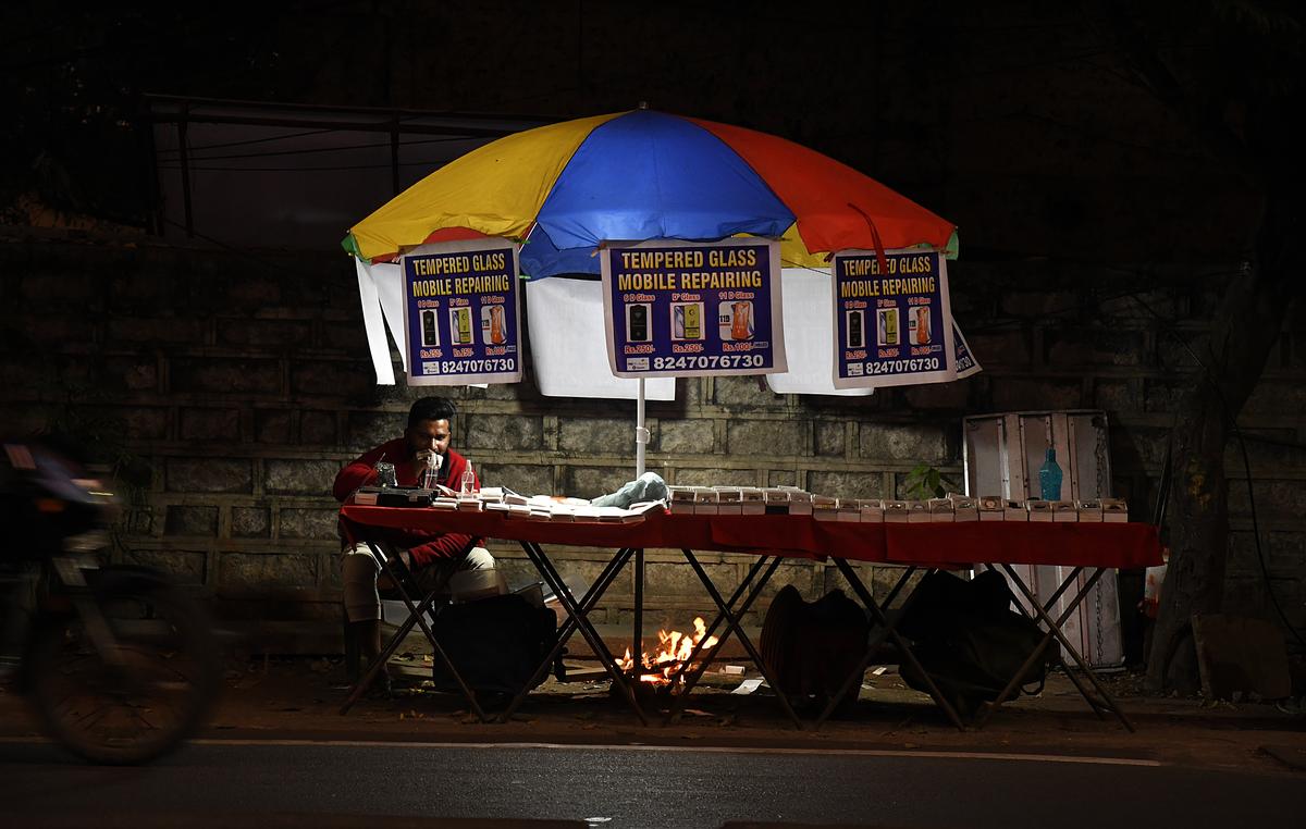 Cold wave grips many parts of north Telangana ahead of peak winter