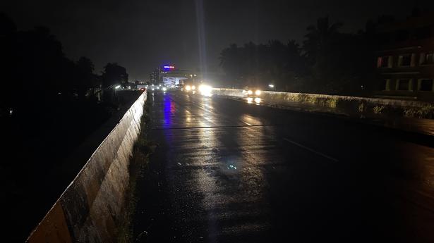 Dark stretches on NH 66 causing hardship to motorists